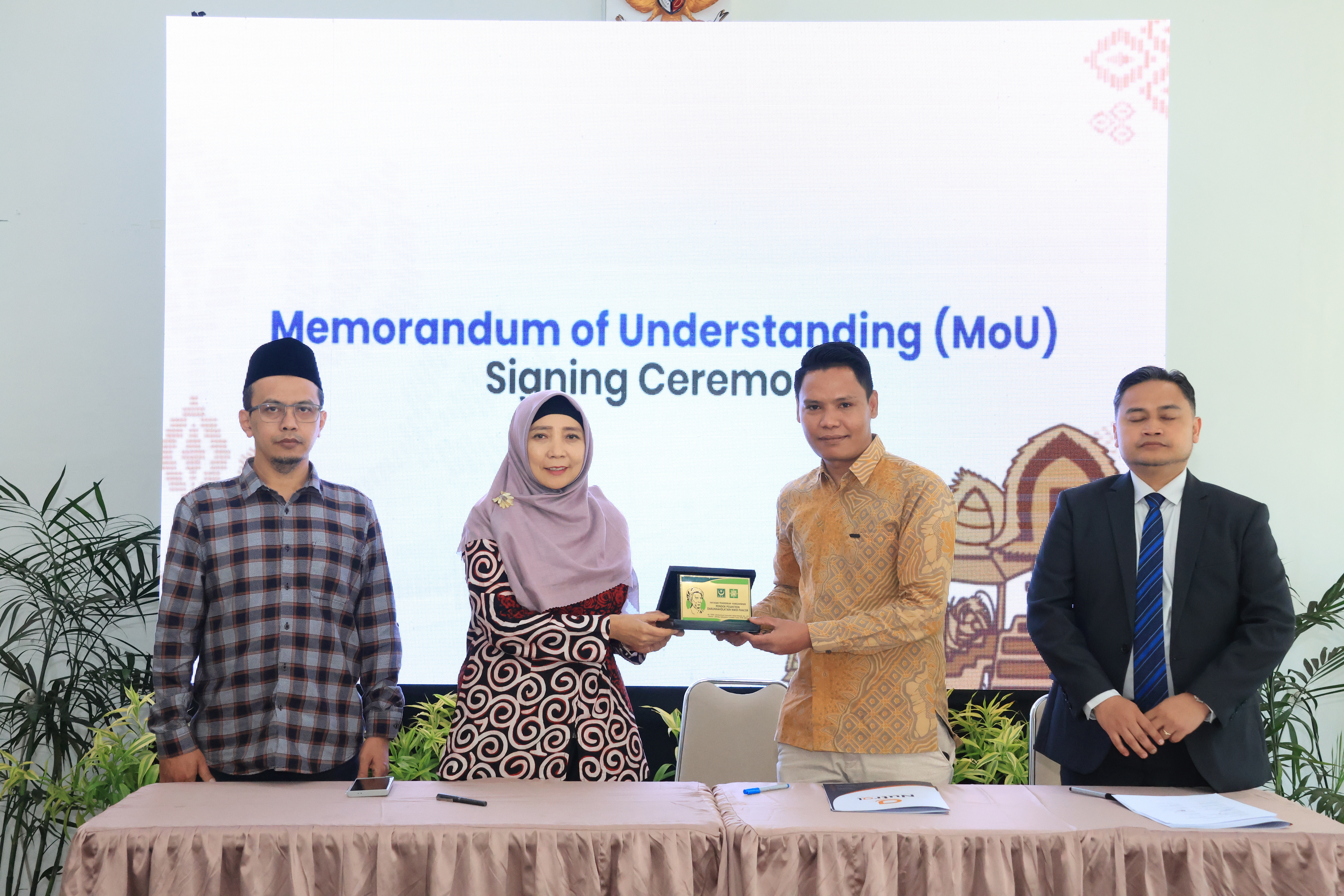 Universitas Hamzanwadi Jadi Titik Temu Akademisi Lima Negara dalam Nutral Conference Lombok Series 2026