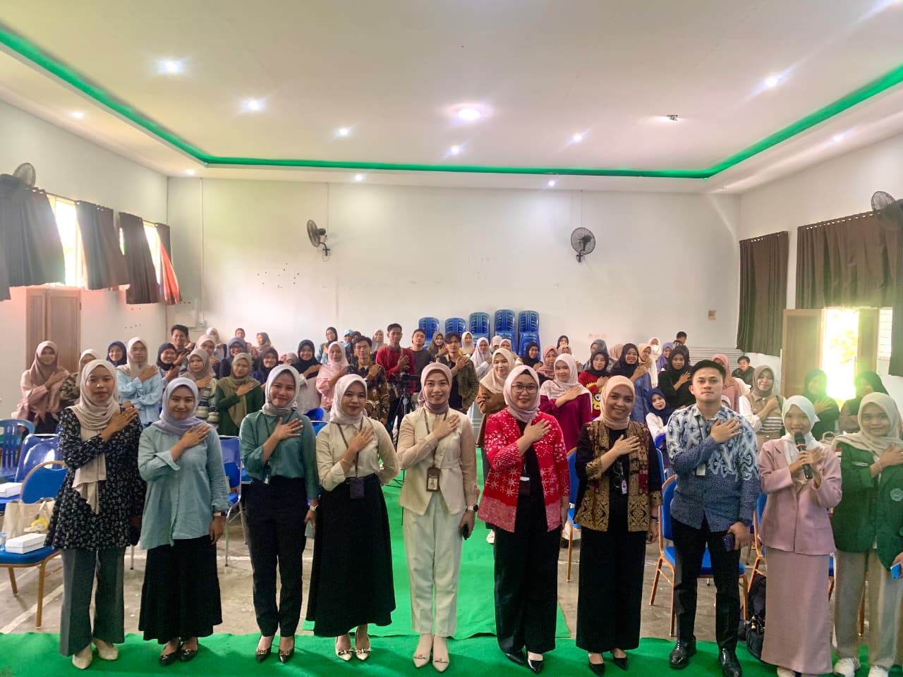 Universitas Hamzanwadi Berikan Layanan Seminar Karir, Job Fair, P3K, Info PPG, hingga Beasiswa untuk calon Wisudawan